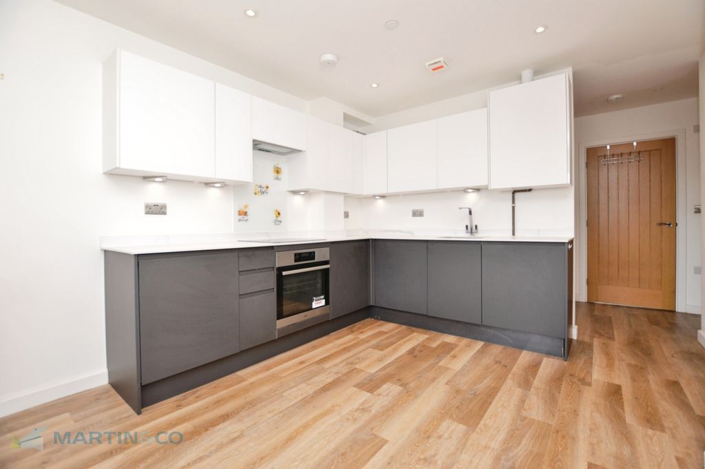 Property photo 3 of 7 41Fbac3d-Kitchen