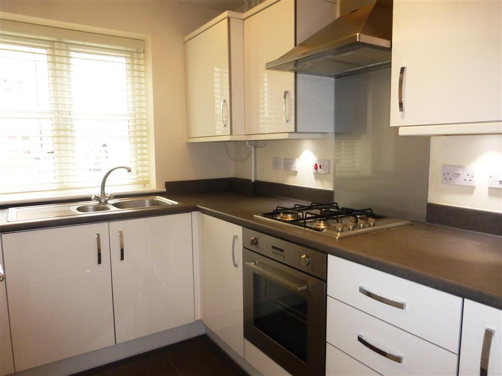 Property photo 2 of 6 Kitchen