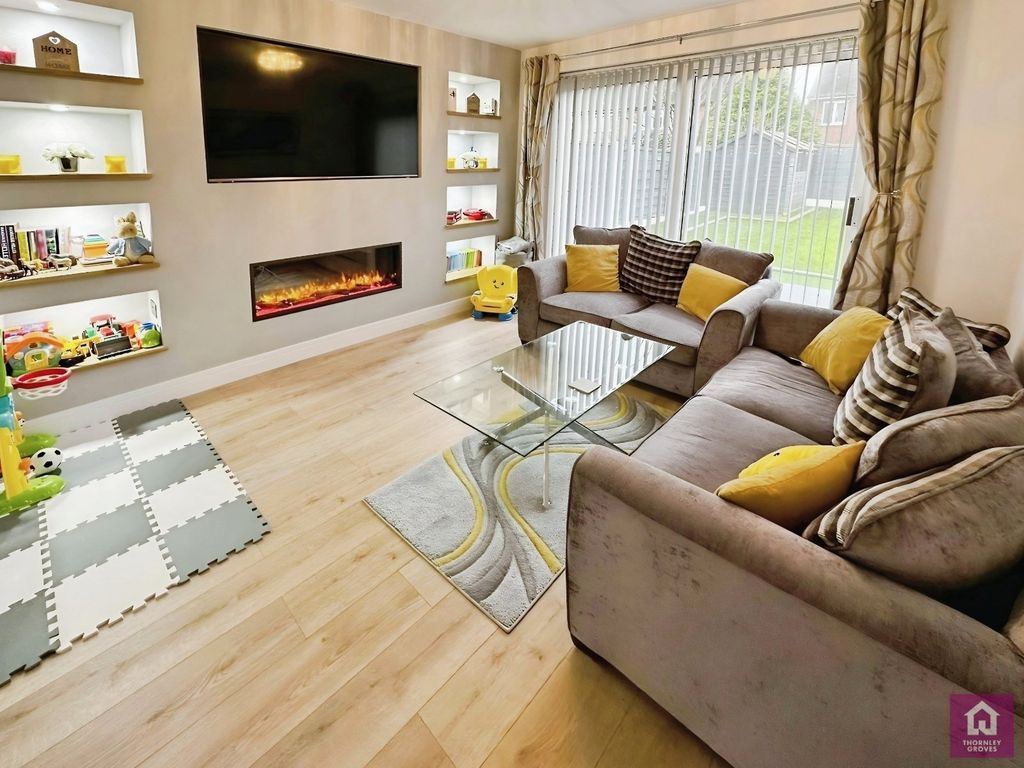 Property photo 2 of 14 Living Room