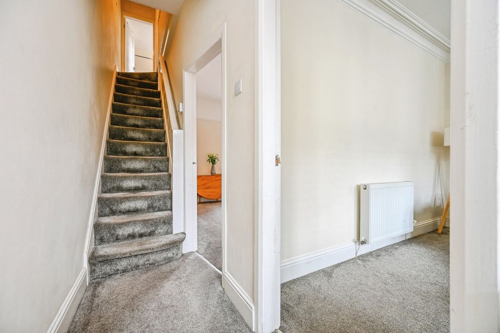 Property photo 2 of 20 Pbox-Img.Jpg