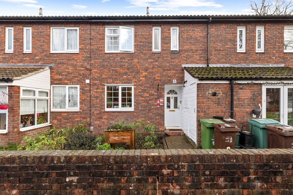 Property photo 2 of 16