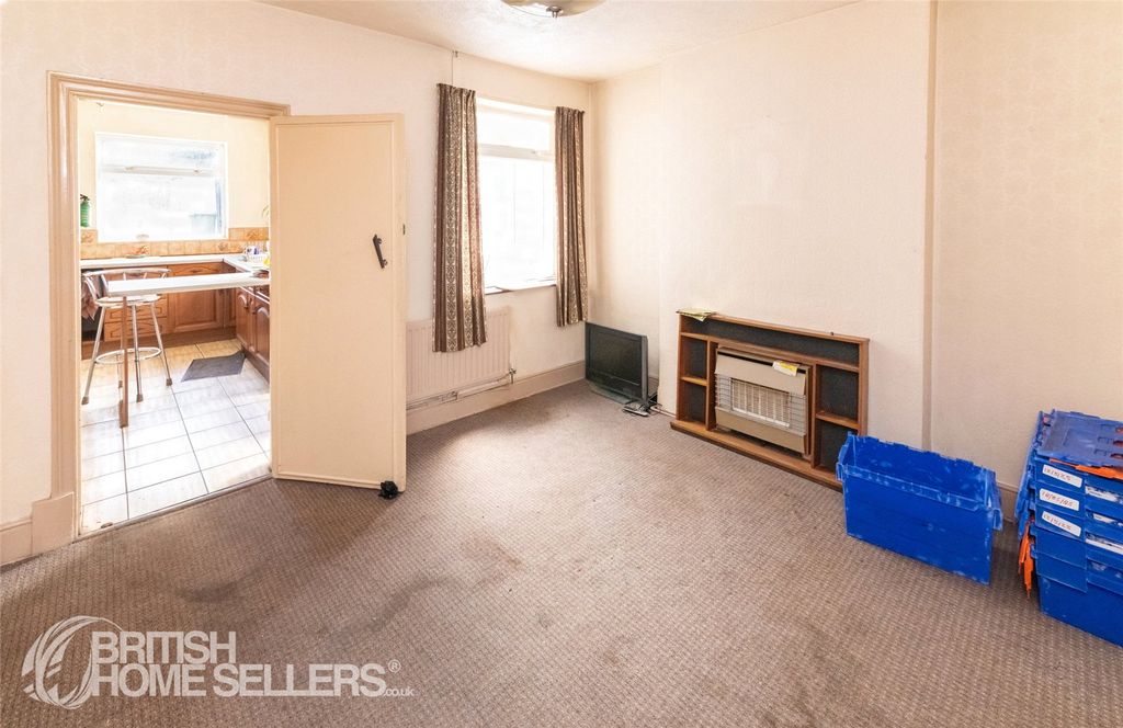 Property photo 3 of 13 Picture No. 06