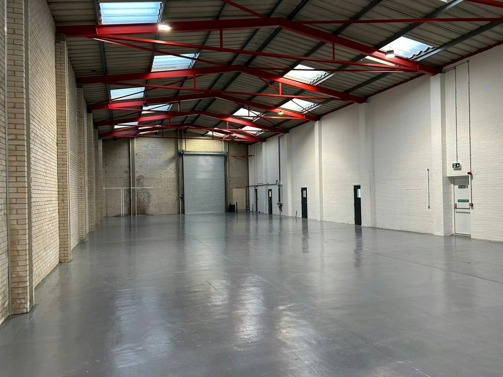 Property photo 2 of 6 Unit A Redlands  3.Jpg