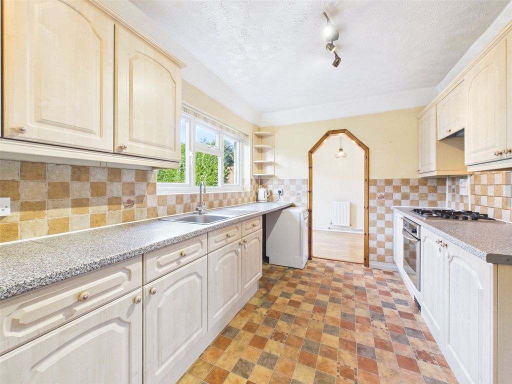 Property photo 3 of 14 Picture No. 11