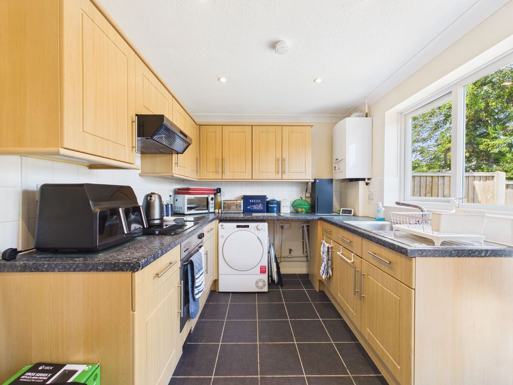 Property photo 2 of 8
