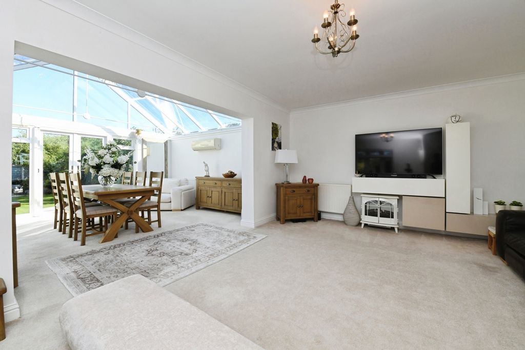 Property photo 2 of 30 Photo