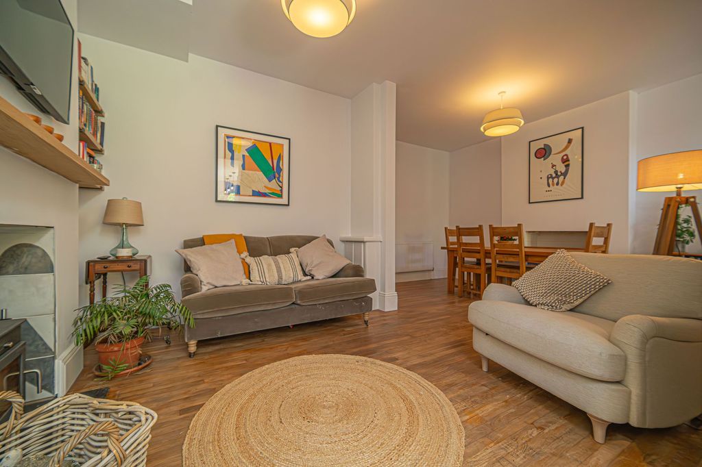 Additional image 8 of 4 bed semi-detached house for saleLodge Road, Caerleon NP18