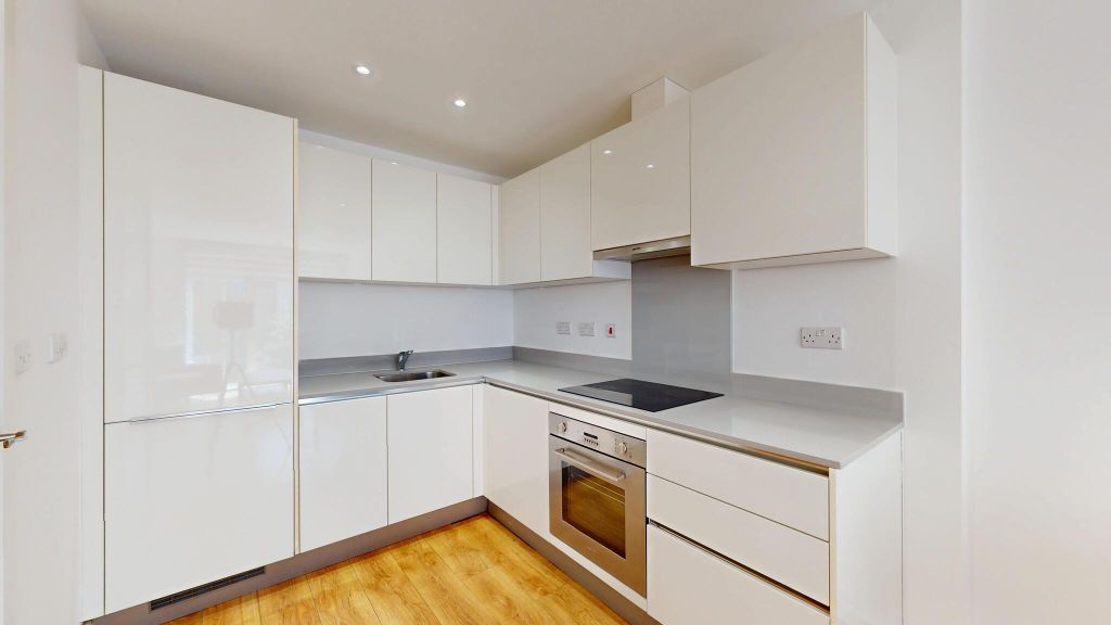 Property photo 2 of 13 Kitchen
