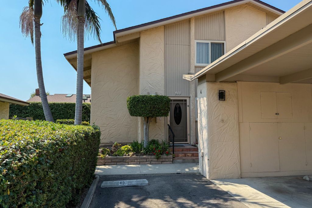 Property photo 1 of 1