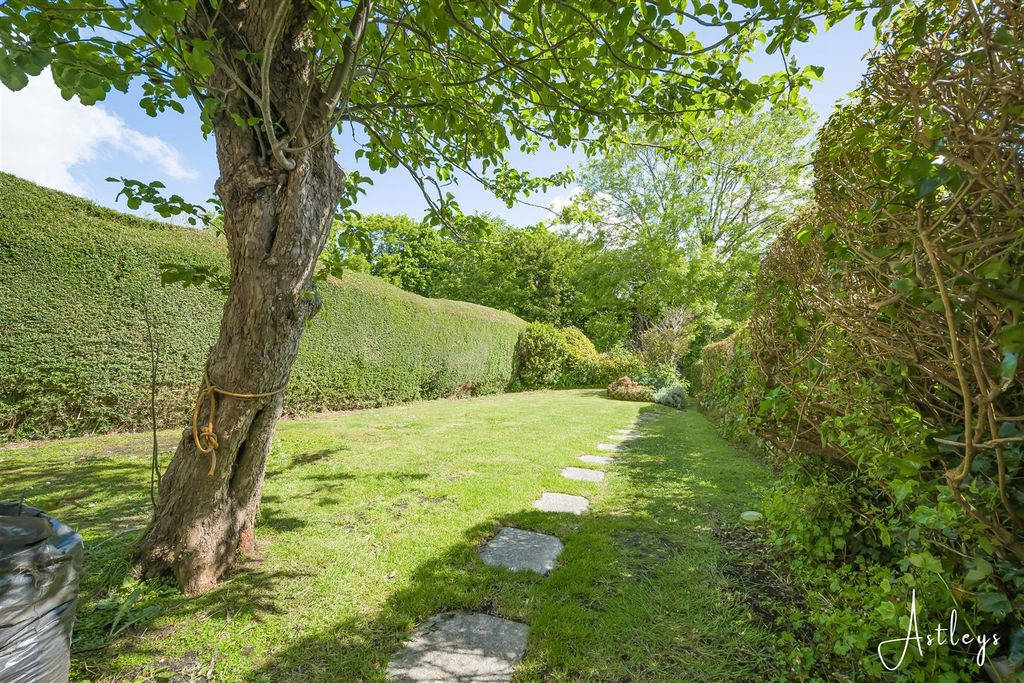Property photo 3 of 22 Rear Garden
