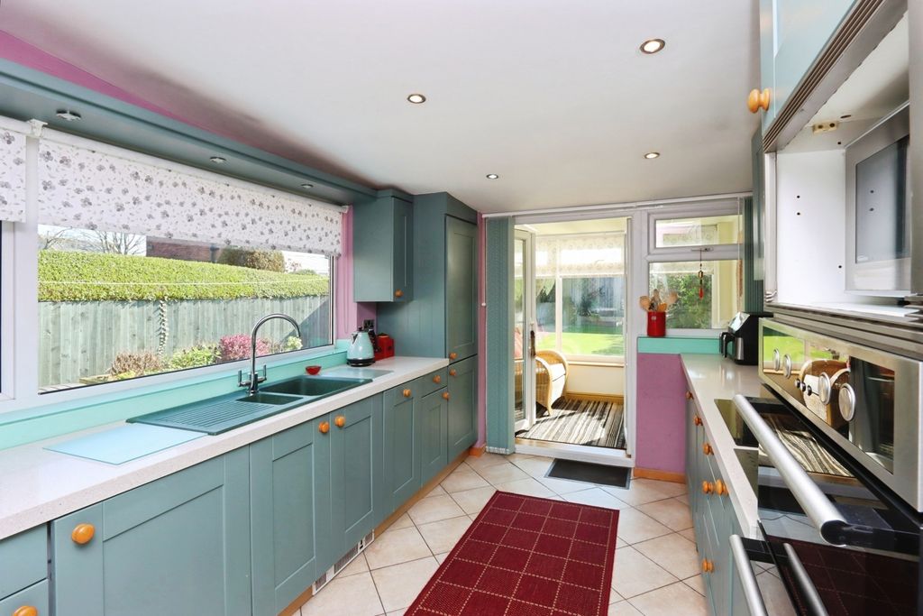 Property photo 3 of 20 Pbox-Img.Jpg