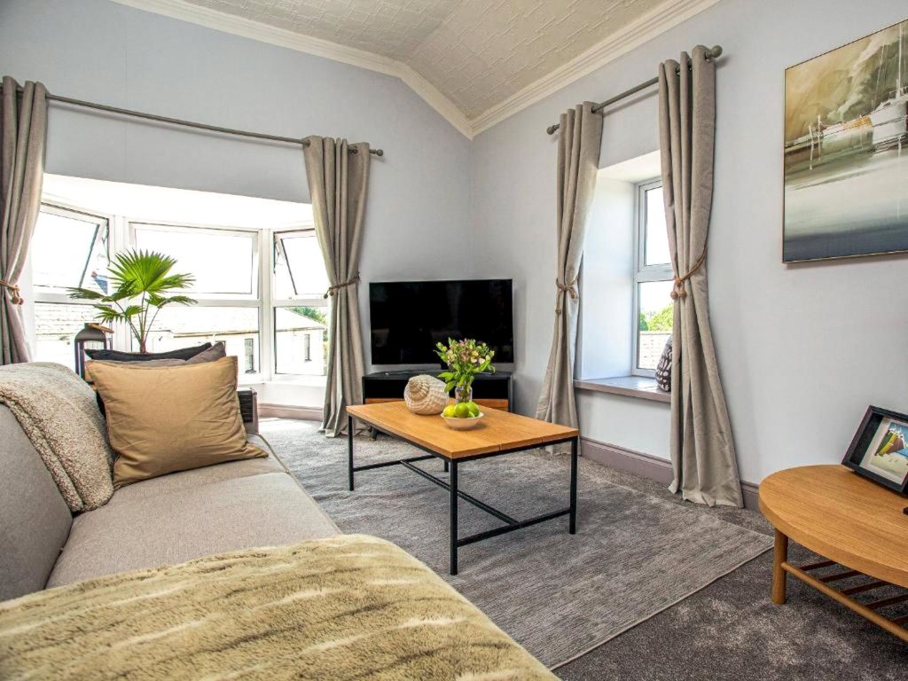 Property photo 3 of 20 Picture No. 04