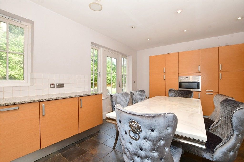 Property photo 1 of 21 Kitchen/Breakfast Room 2026