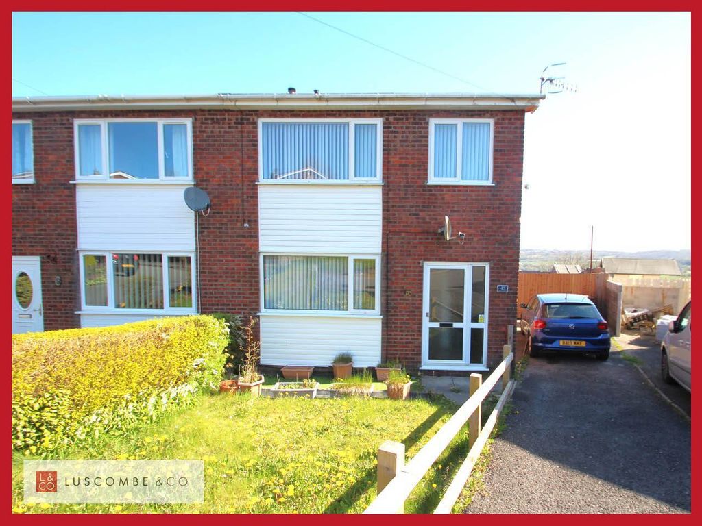 Property photo 1 of 16 External Front