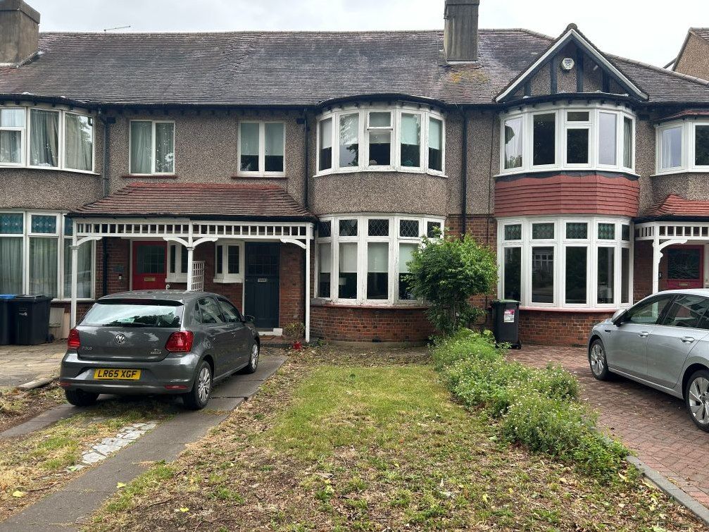 Property photo 1 of 24