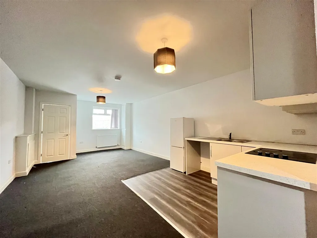 Partington Lane, Swinton, Manchester M27 - View 3