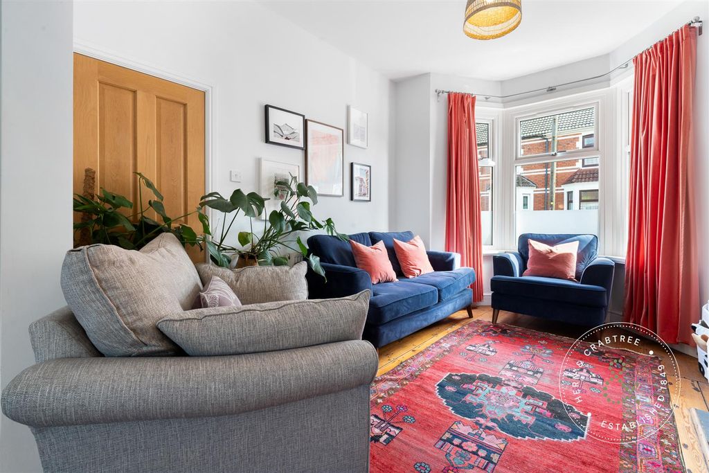 Property photo 3 of 44 Brecon-Street-24.Jpg