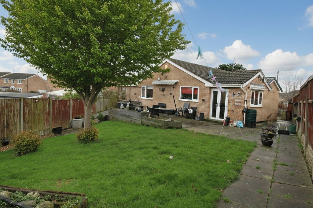 Property photo 2 of 19 Rear Garden