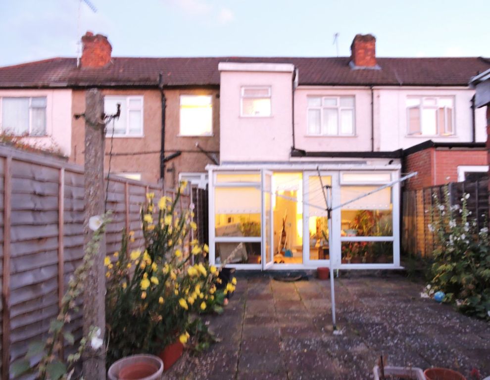 Property photo 1 of 12