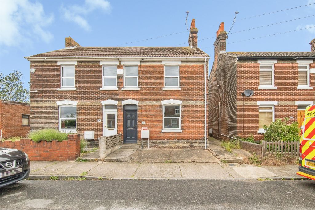 Property photo 1 of 17