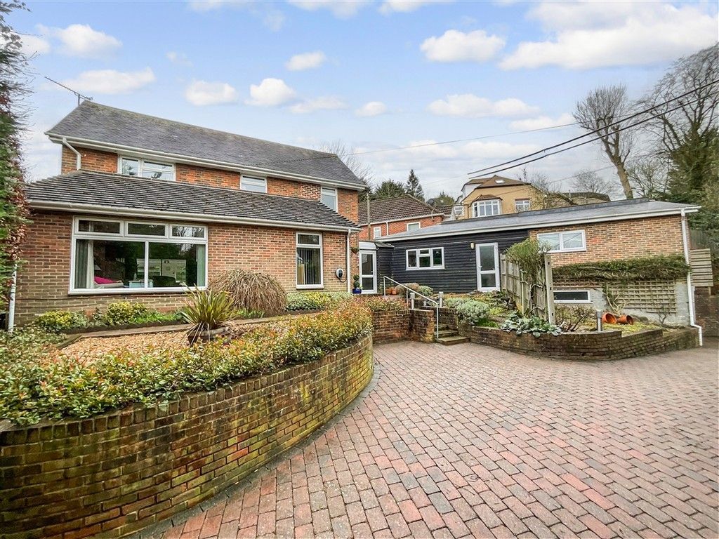 Property photo 1 of 16 Front