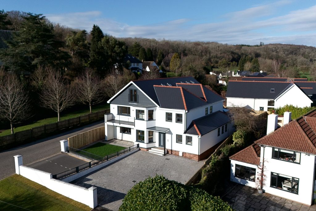 Property photo 1 of 36 Sunbeams-Ext-Edit4