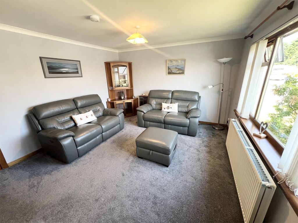 Property photo 3 of 24
