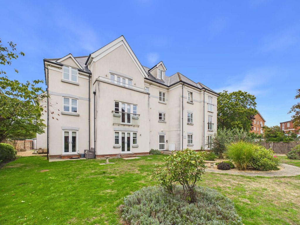 Property photo 1 of 13