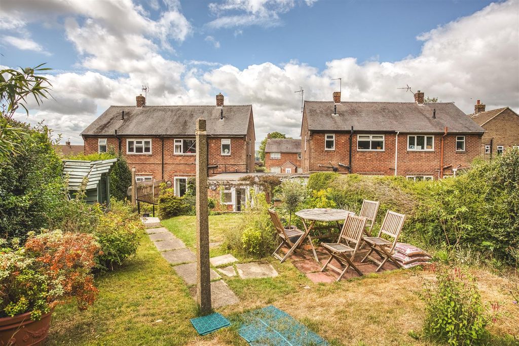 Property photo 2 of 18