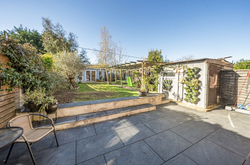 Property photo 2 of 13 1438187469d4Cac88E32E