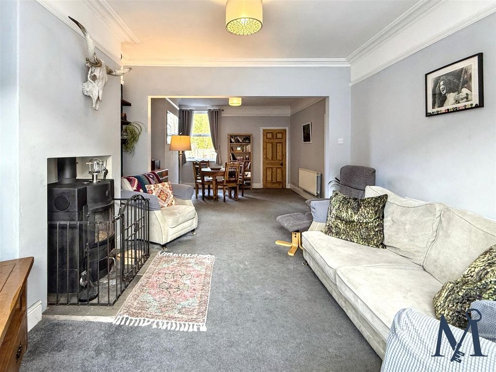 Property photo 2 of 23 Living Room