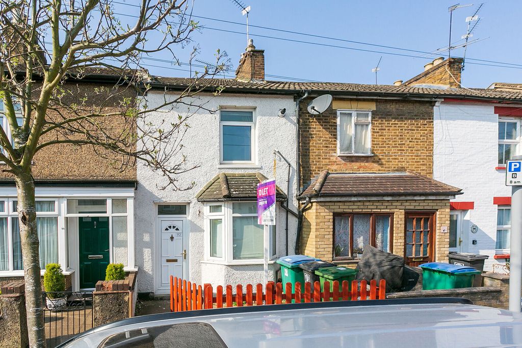 Property photo 1 of 7