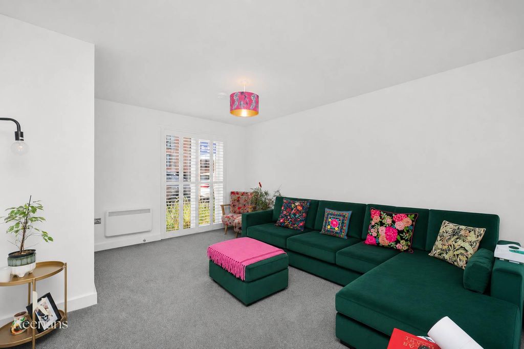 Property photo 1 of 33 1.Jpg