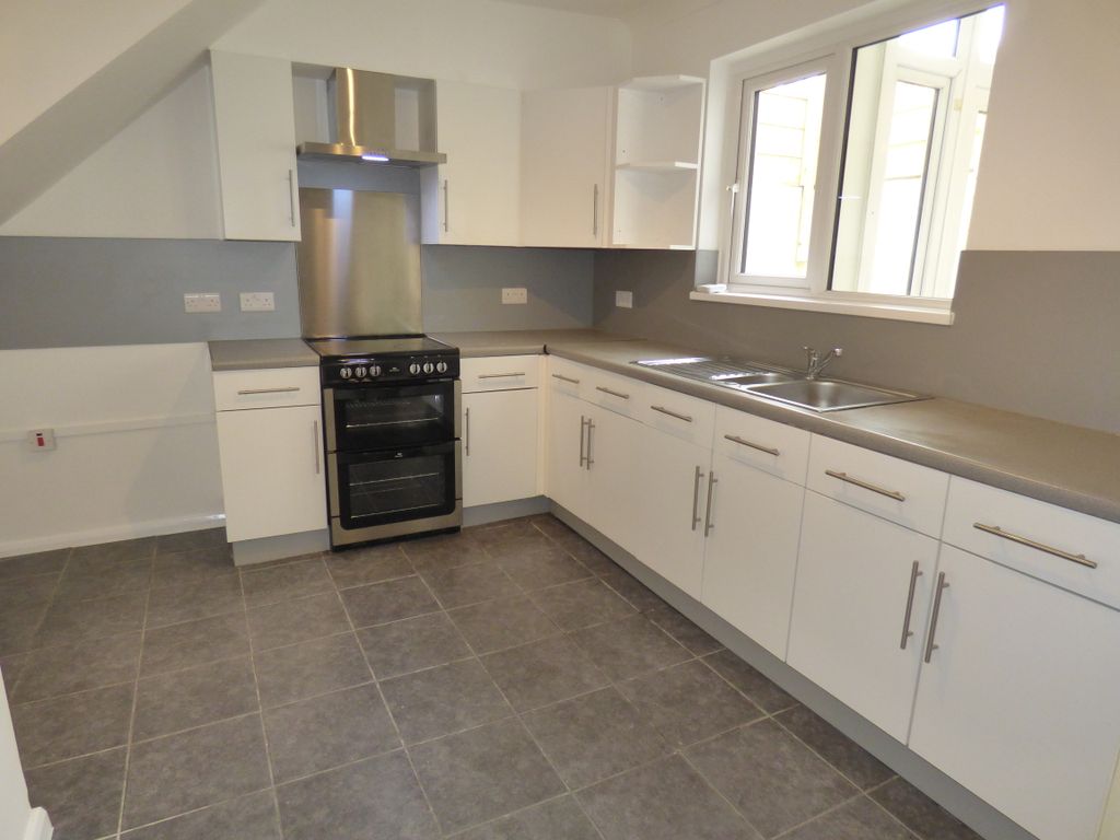 Additional image 4 of 4 bed semi-detached house to rentAddison Road, Newton Abbot TQ12