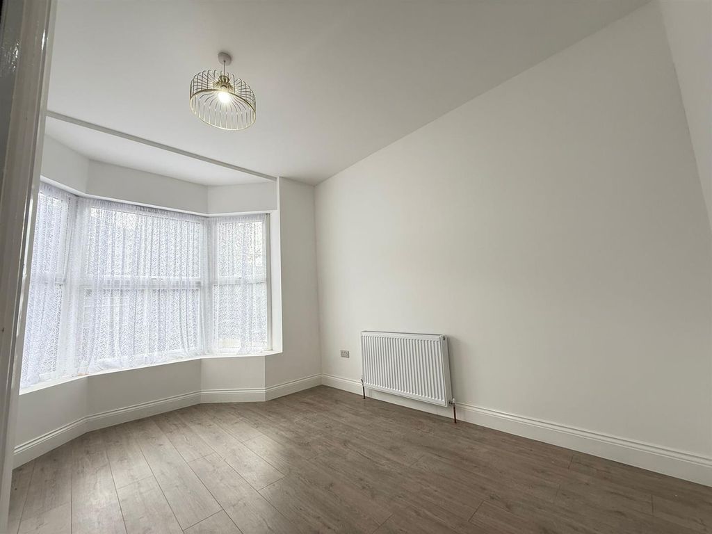 Property photo 1 of 8 Whatsapp Image 2025-09-15 At 14.47.42.Jpeg