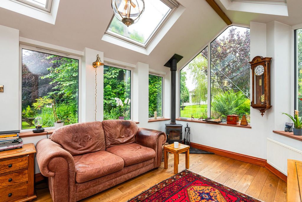 Property photo 3 of 36 Sunroom