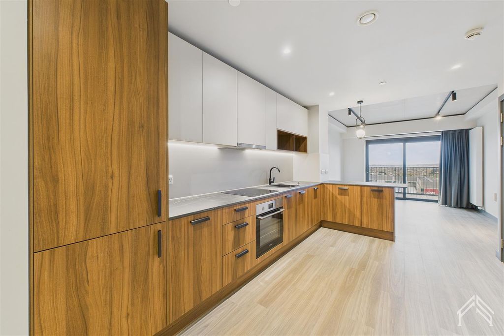 Property photo 3 of 18 3.Jpg