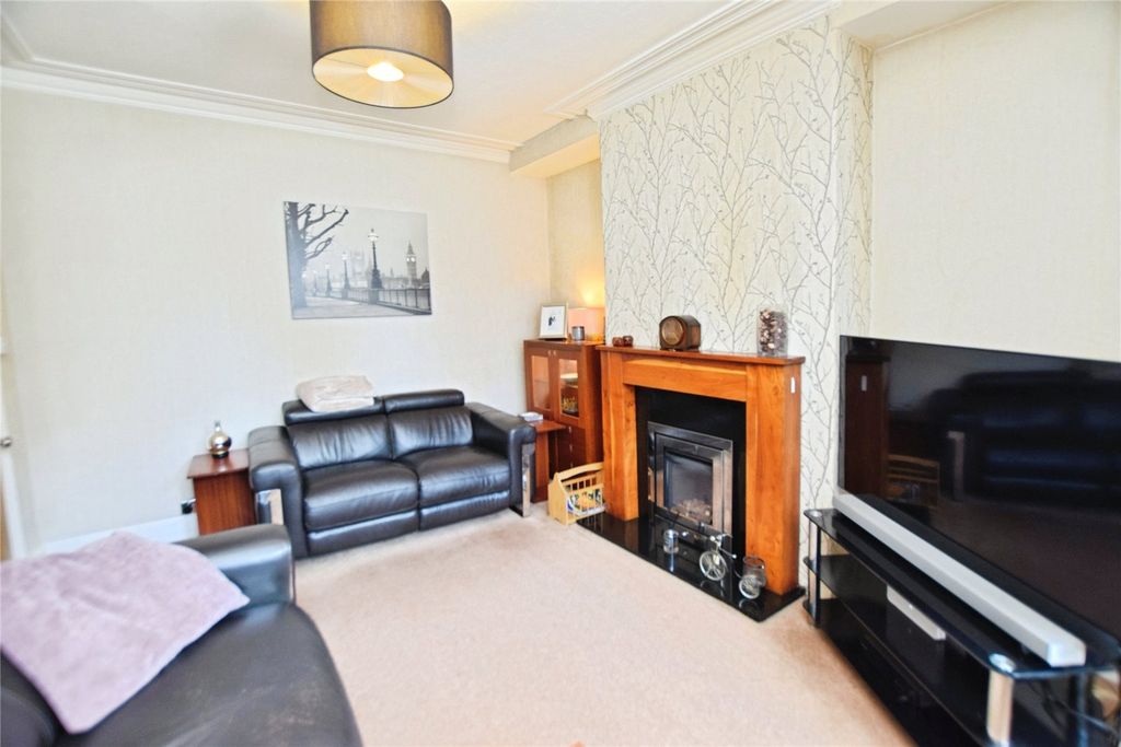 Property photo 3 of 19 Picture No. 07