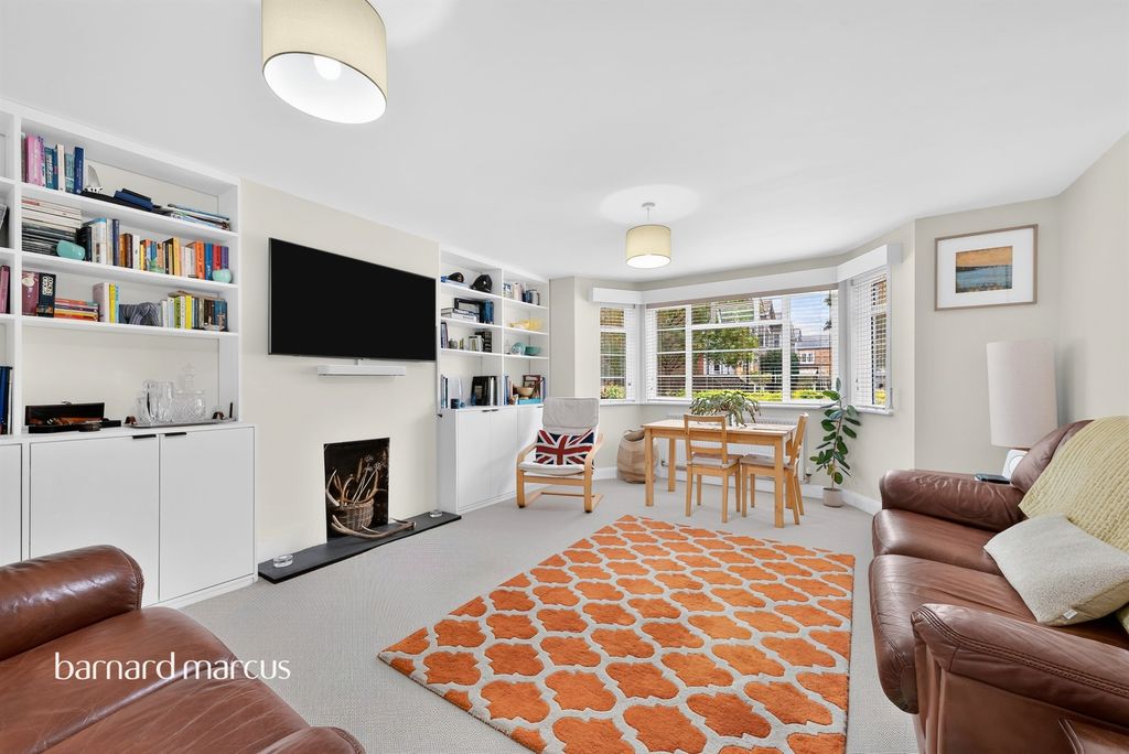 Property photo 1 of 19