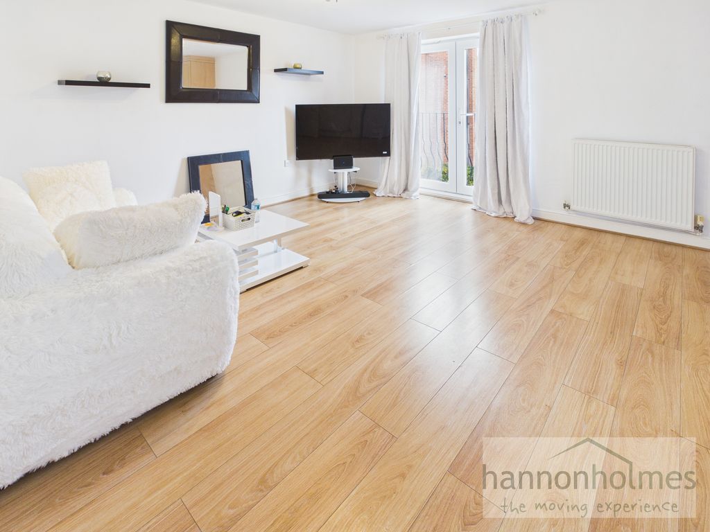 Property photo 2 of 16 Cam05283G0-Pr0170-Still005