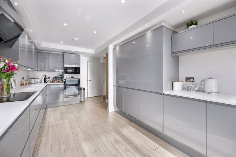 Property photo 1 of 36 Kitchen