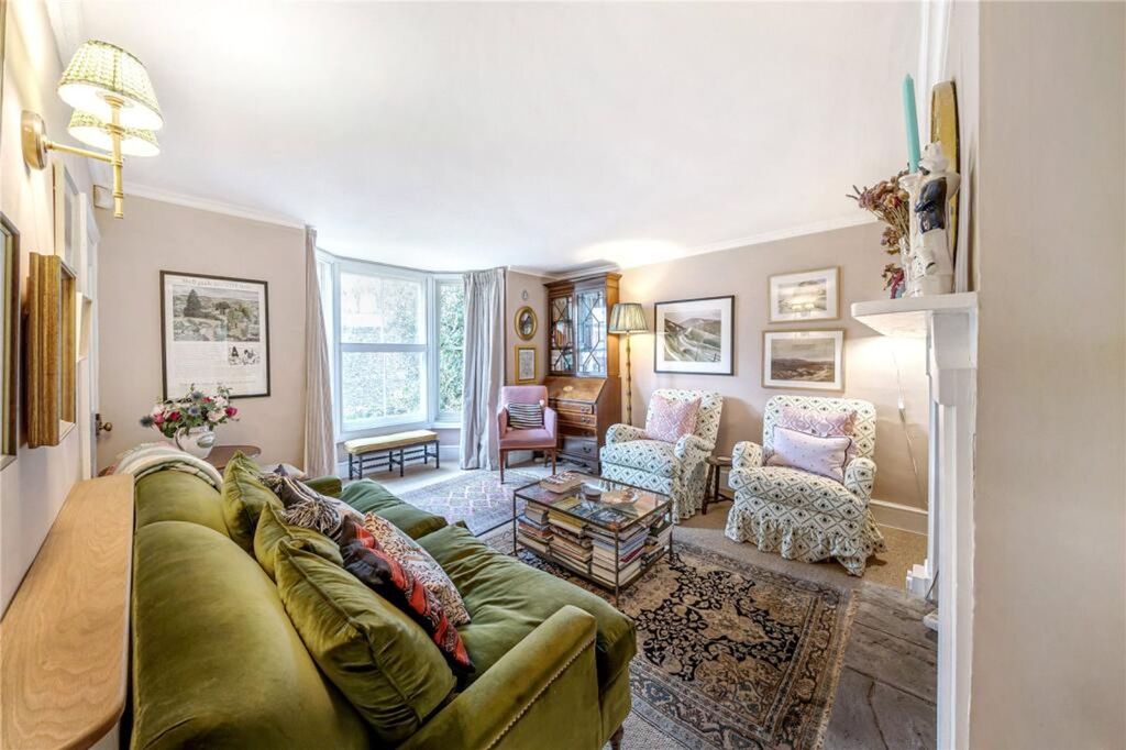 Property photo 2 of 14