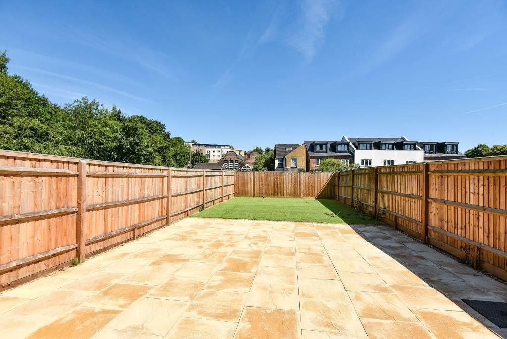 Property photo 3 of 10 Garden