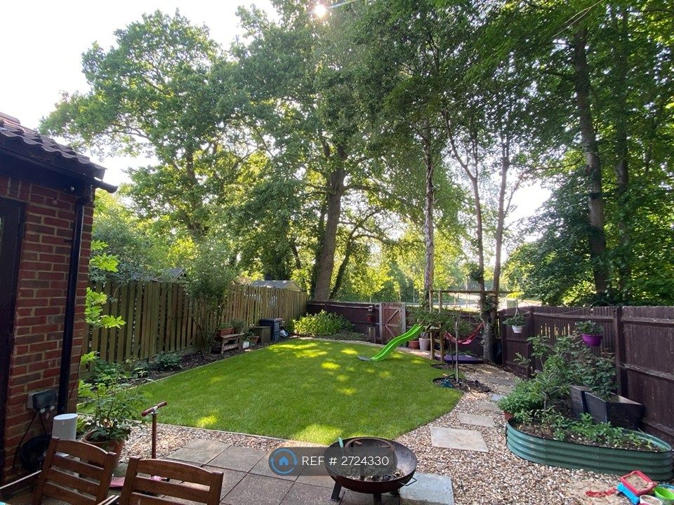 Property photo 2 of 14