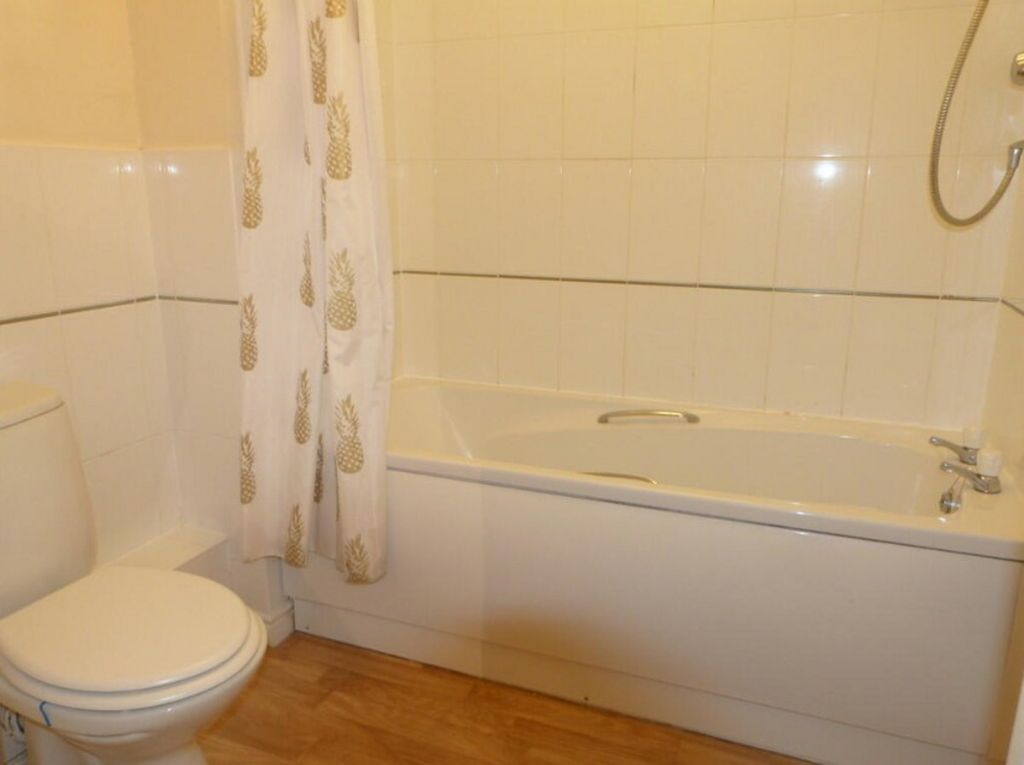 Property photo 3 of 6