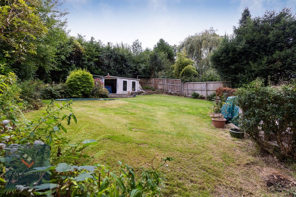 Property photo 2 of 34 Rear Garden
