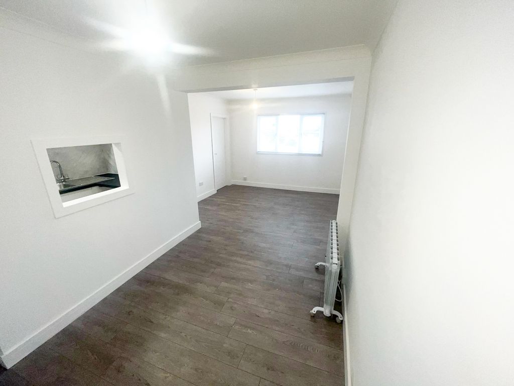 Property photo 3 of 8 Img-20250226-Wa0043