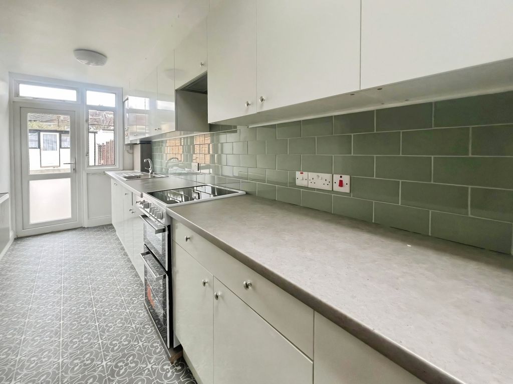 Property photo 3 of 13 94d5F530-Whatsapp 20Image 202025-10-23 20At 2012.26.34_E6d6d0d2