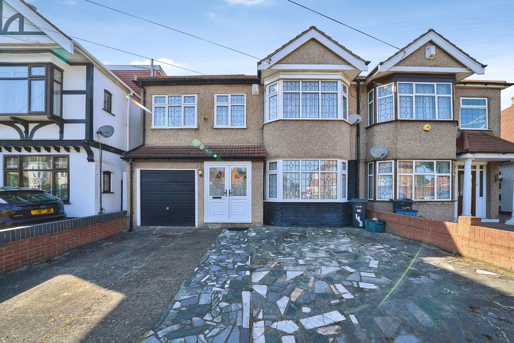 Property photo 1 of 34 Pbox-Img.Jpg
