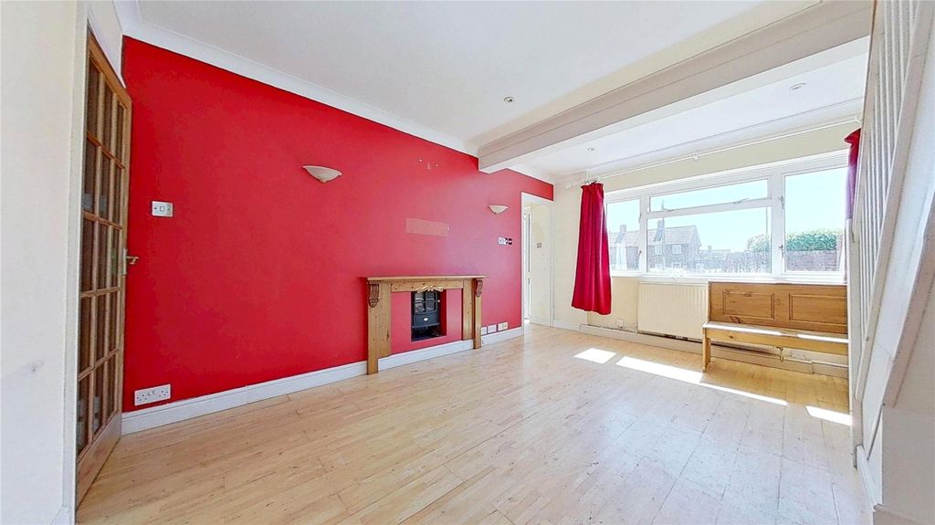Property photo 3 of 10 Picture No. 04